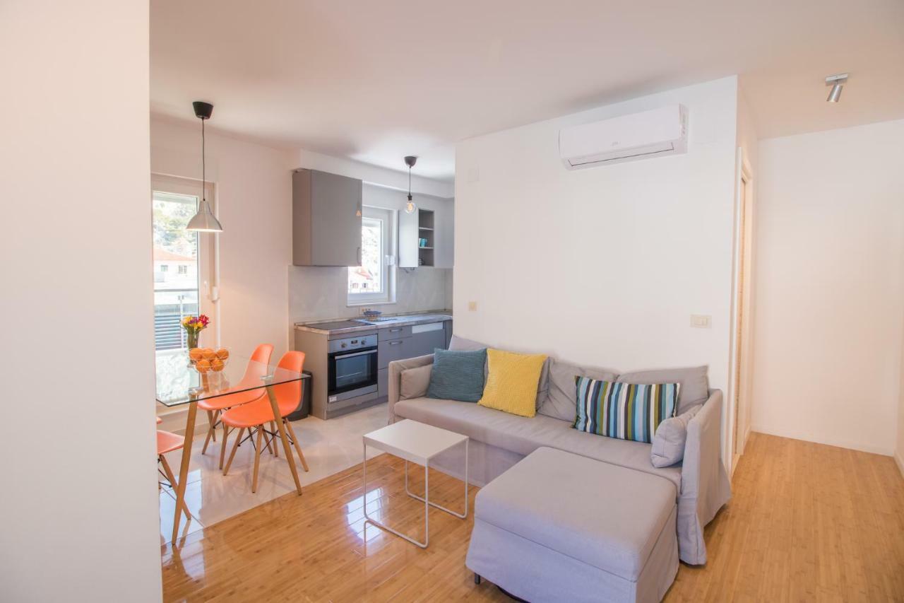 Appartamento Mary Omiš Esterno foto