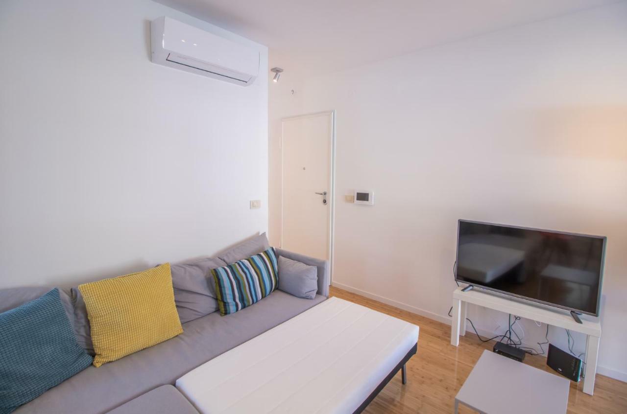 Appartamento Mary Omiš Esterno foto